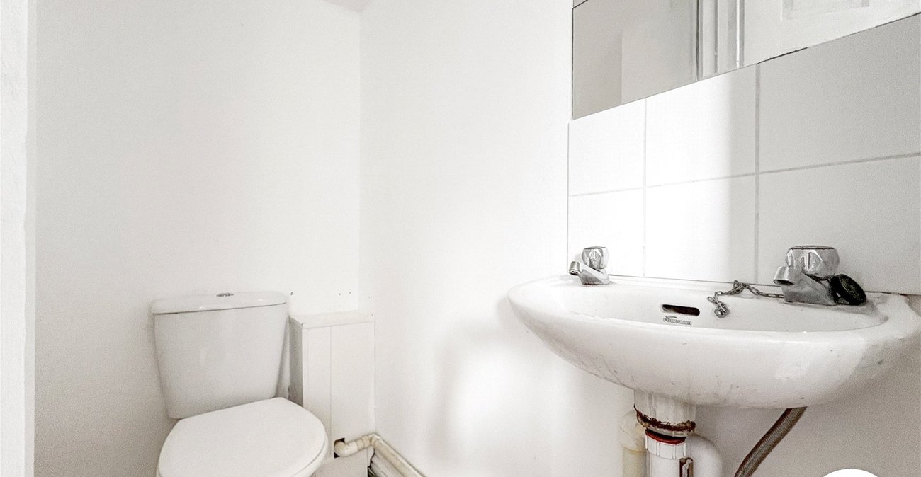 3 bedroom house to rent in Chatham | Robinson Michael & Jackson