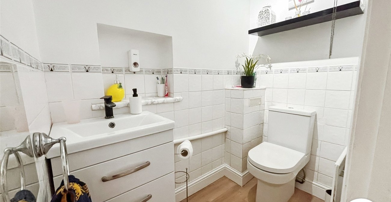3 bedroom house to rent in Bexleyheath | Robinson Jackson