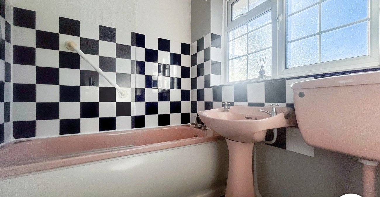 3 bedroom house to rent in Hoo | Robinson Michael & Jackson