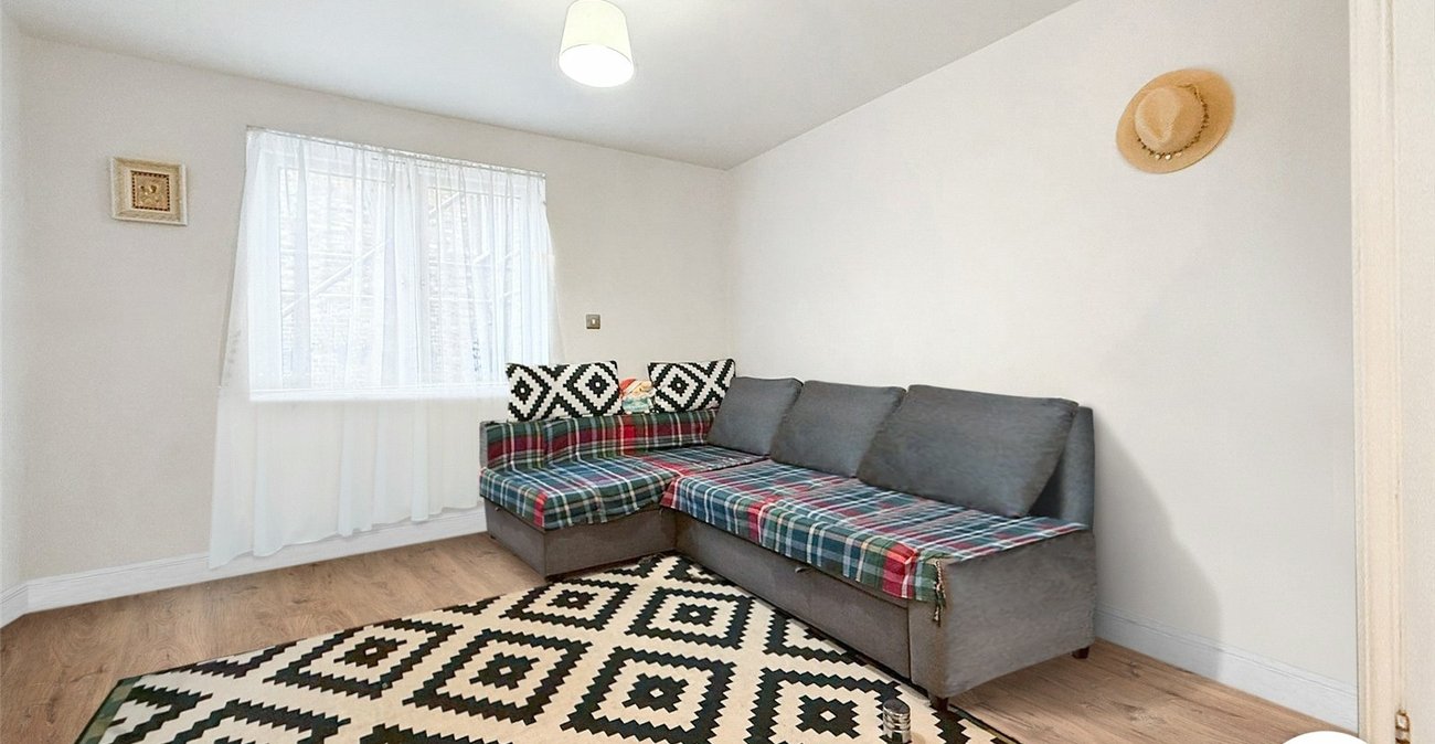 1 bedroom property to rent in London | Robinson Jackson