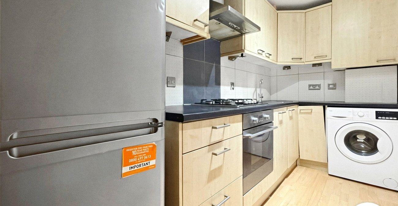 1 bedroom property to rent in London | Robinson Jackson