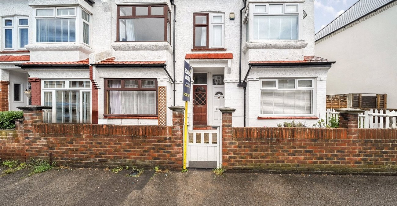 2 bedroom house to rent in Sydenham | Robinson Jackson