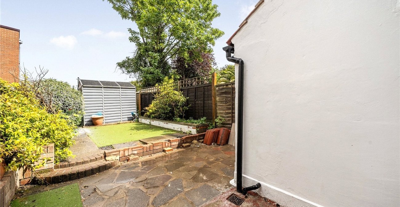 2 bedroom house to rent in Sydenham | Robinson Jackson