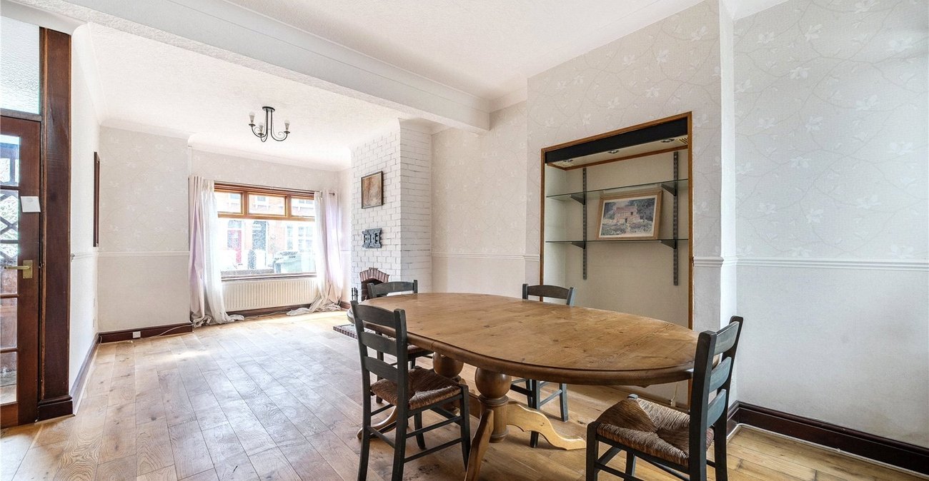 2 bedroom house to rent in Sydenham | Robinson Jackson