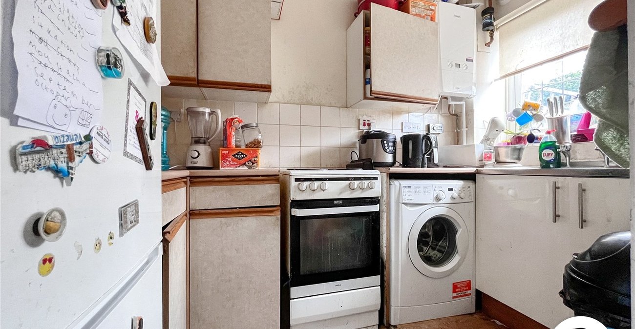 2 bedroom house to rent in Dartford | Robinson Jackson