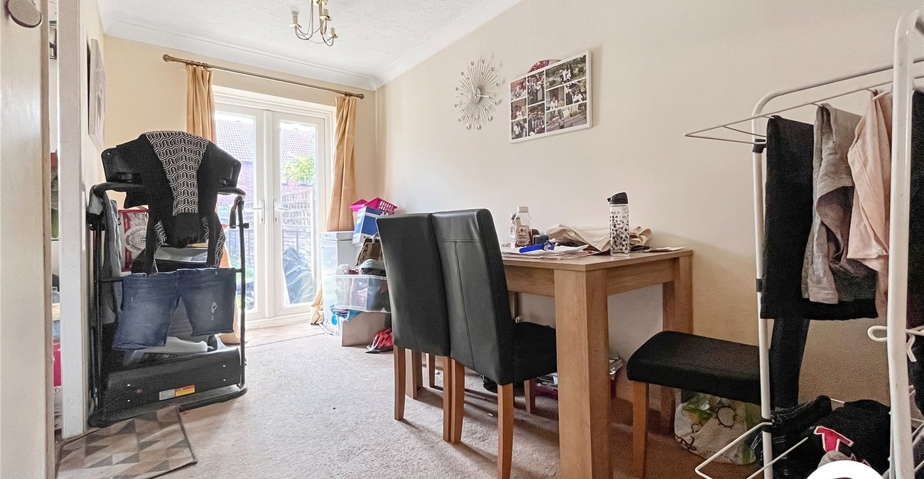 2 bedroom house to rent in Dartford | Robinson Jackson