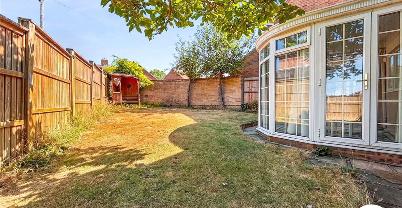 4 bedroom house to rent in Orpington | Robinson Jackson
