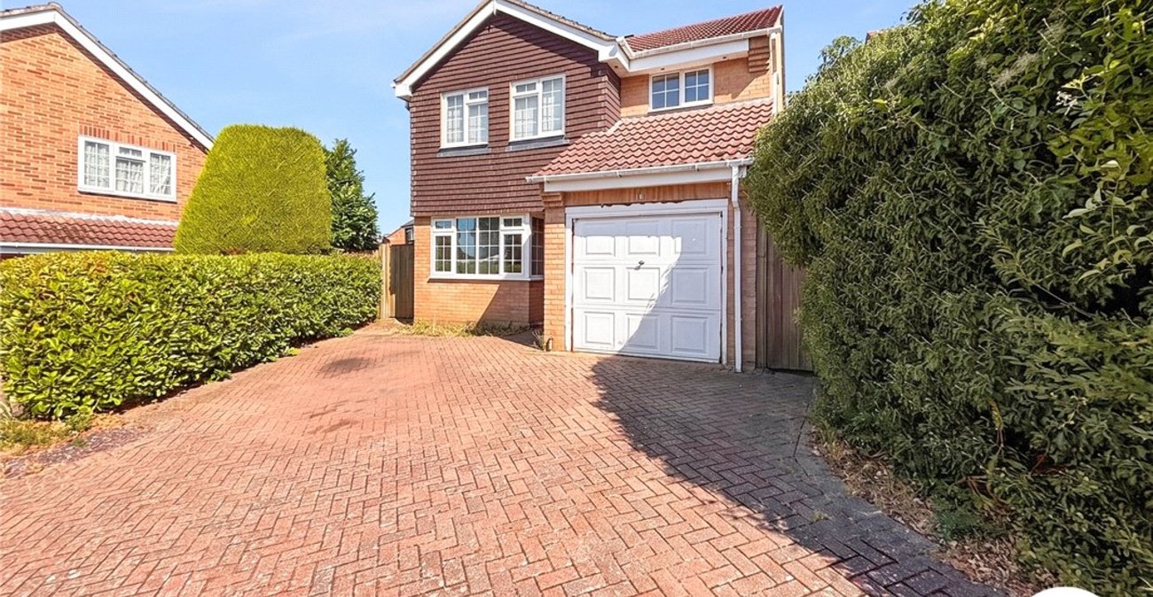 4 bedroom house to rent in Orpington | Robinson Jackson
