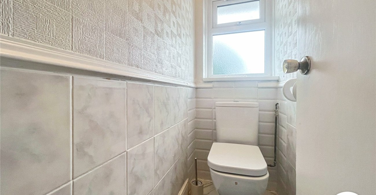 3 bedroom house to rent in Rochester | Robinson Michael & Jackson