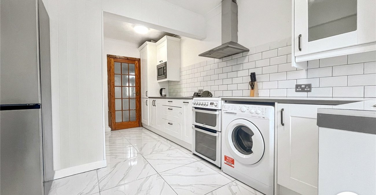 3 bedroom house to rent in Rochester | Robinson Michael & Jackson