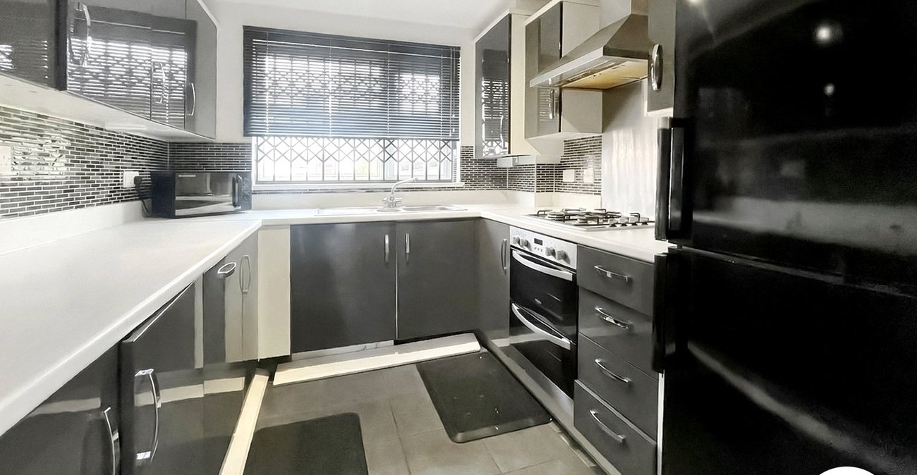 4 bedroom house to rent in Dartford | Robinson Jackson
