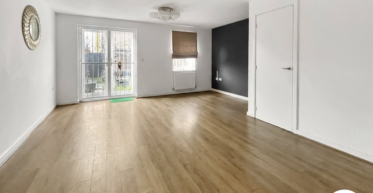 4 bedroom house to rent in Dartford | Robinson Jackson