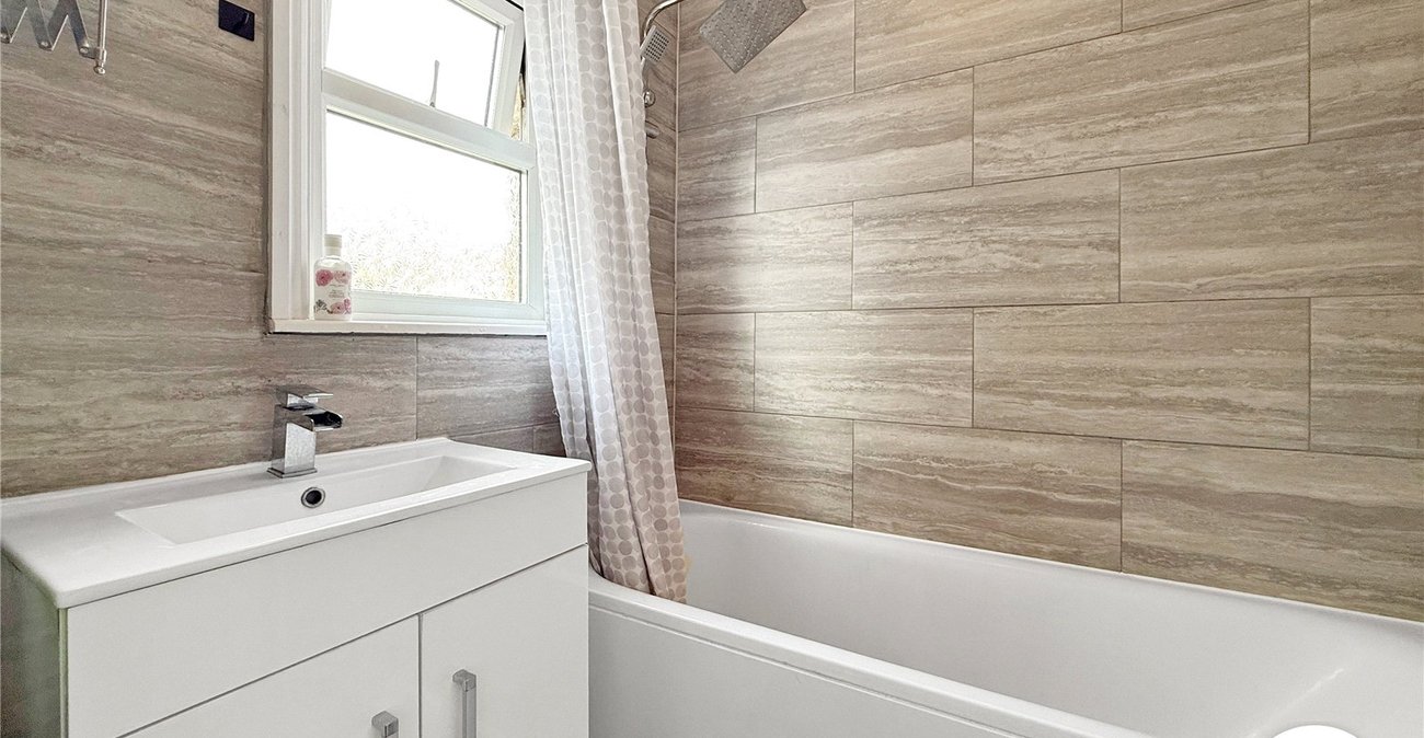 1 bedroom property to rent in London | Robinson Jackson