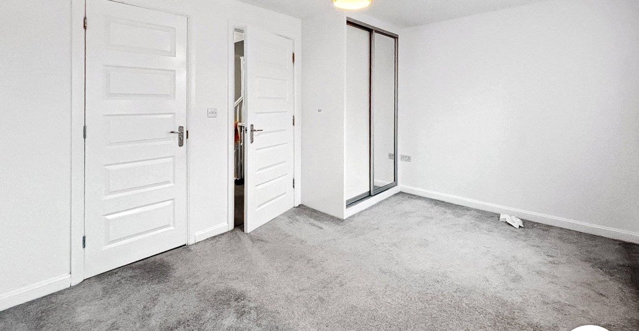 3 bedroom property to rent in Dartford | Robinson Jackson