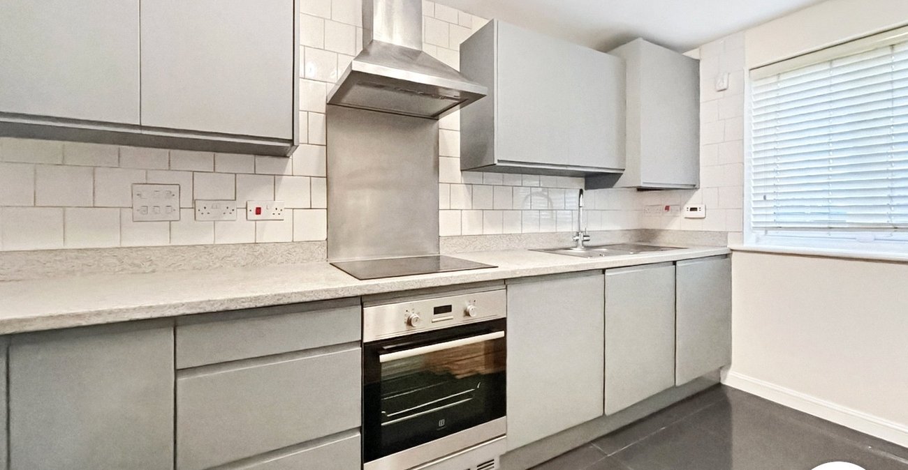 3 bedroom property to rent in Dartford | Robinson Jackson