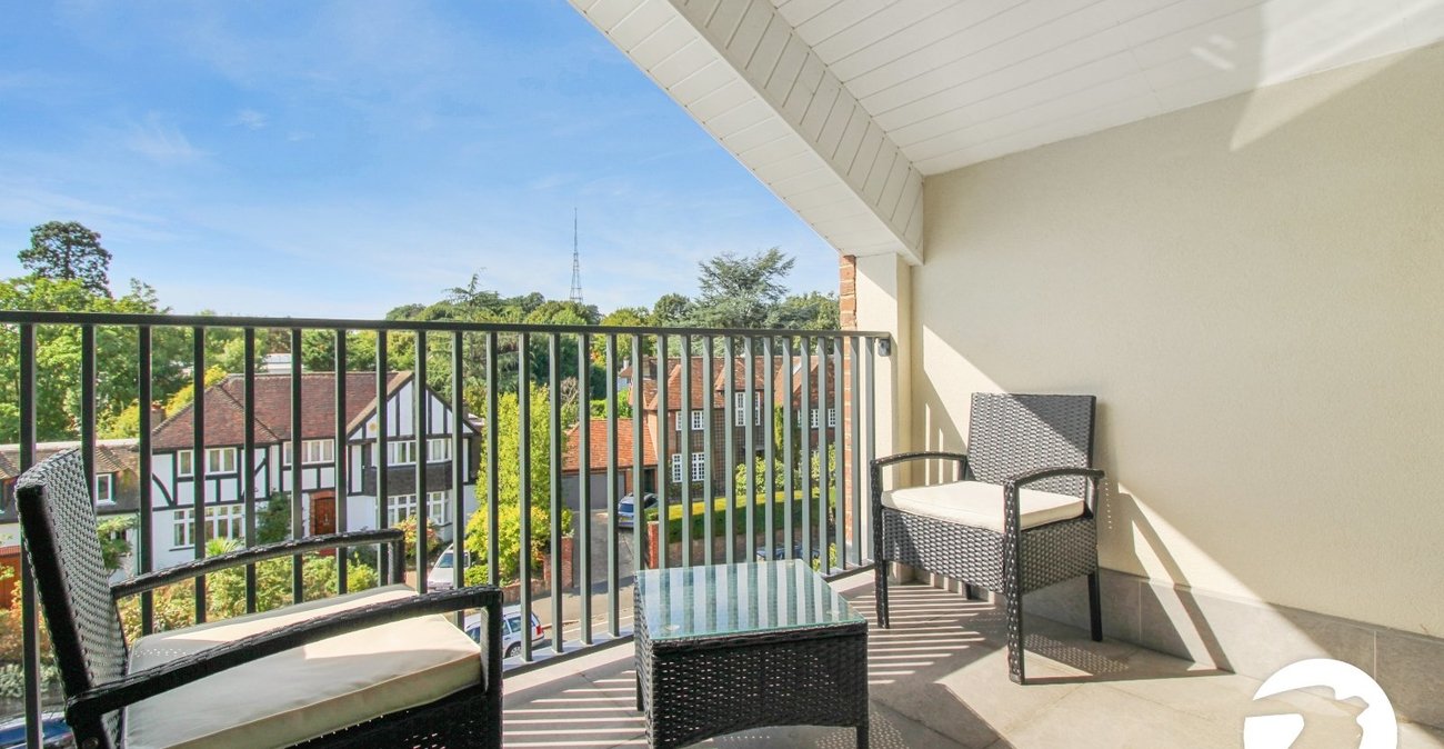 1 bedroom property to rent in Sydenham | Robinson Jackson