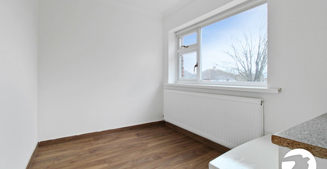 3 bedroom house to rent in Gravesend | Robinson Michael & Jackson