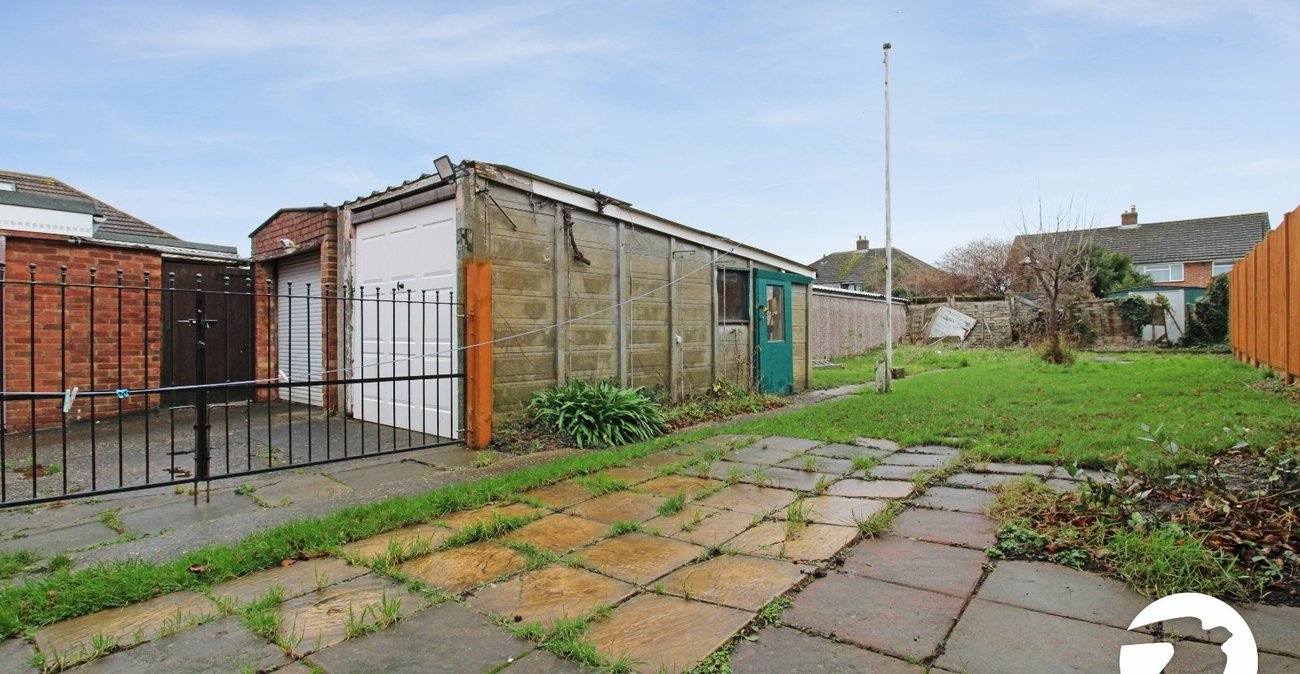 3 bedroom house to rent in Gravesend | Robinson Michael & Jackson