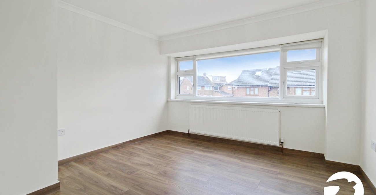 3 bedroom house to rent in Gravesend | Robinson Michael & Jackson