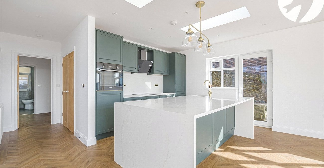 3 bedroom house to rent in Gravesend | Robinson Michael & Jackson