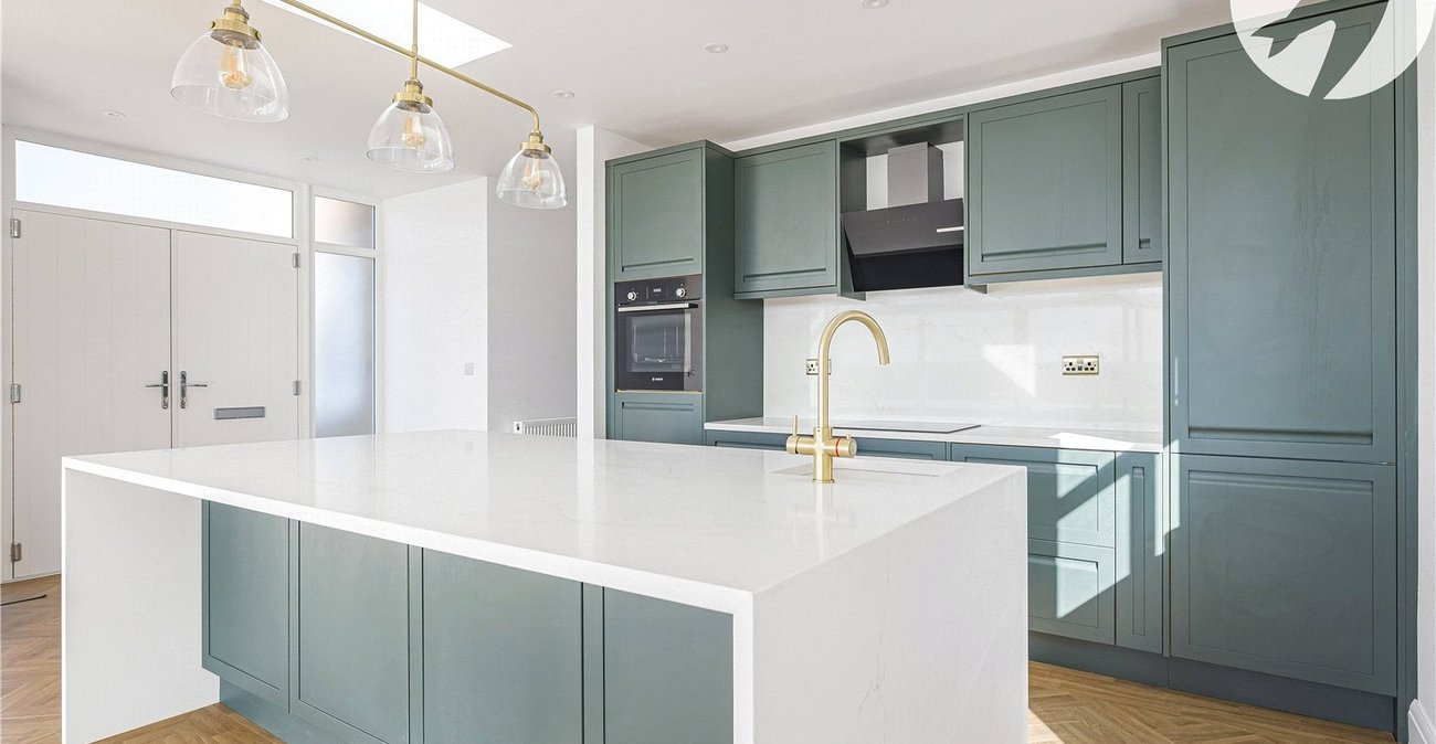 3 bedroom house to rent in Gravesend | Robinson Michael & Jackson