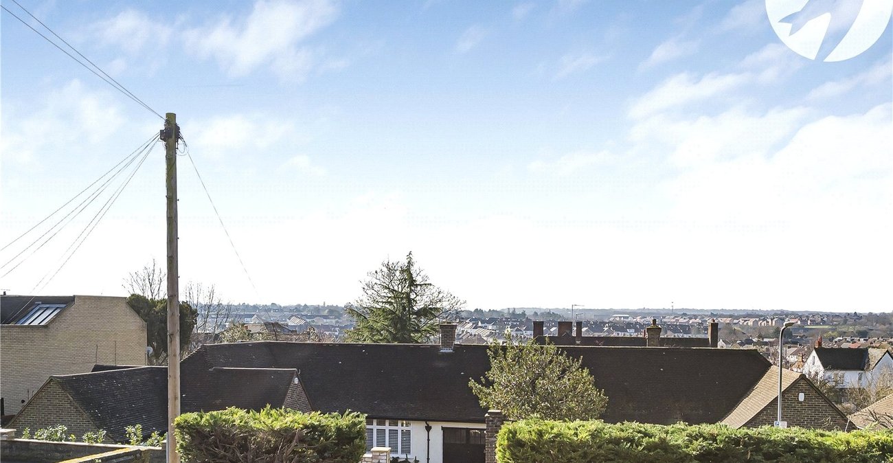 3 bedroom house to rent in Gravesend | Robinson Michael & Jackson