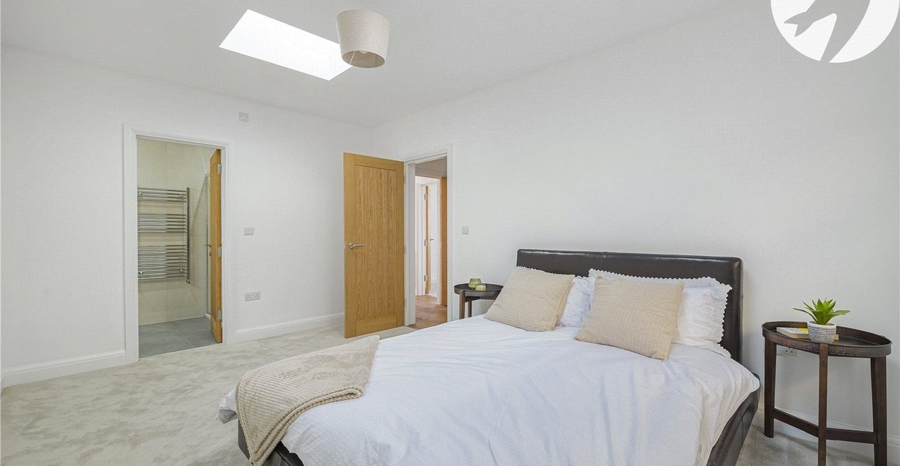 3 bedroom house to rent in Gravesend | Robinson Michael & Jackson