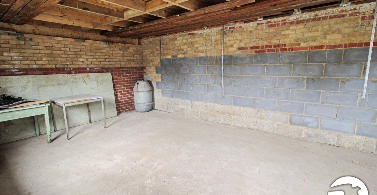 4 bedroom house to rent in Gravesend | Robinson Michael & Jackson