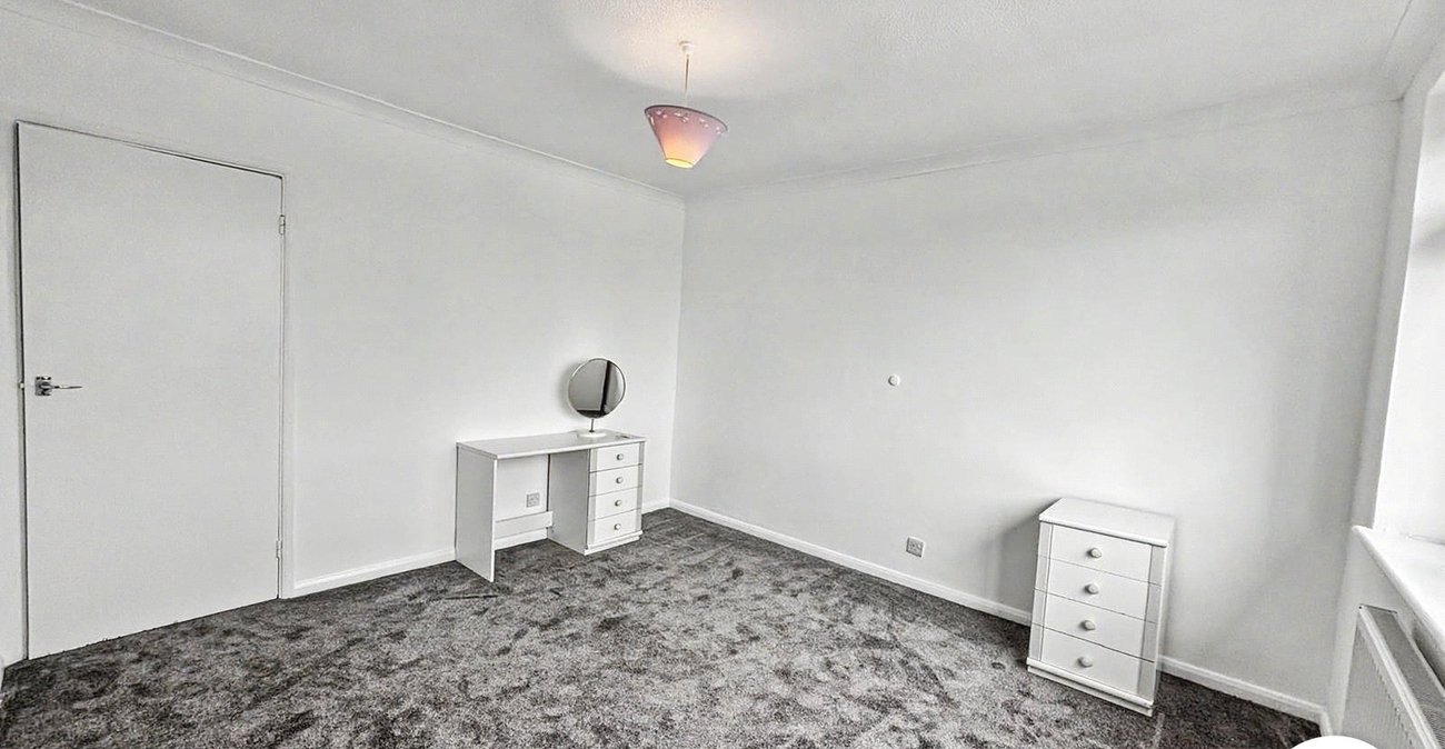 4 bedroom house to rent in Erith | Robinson Jackson