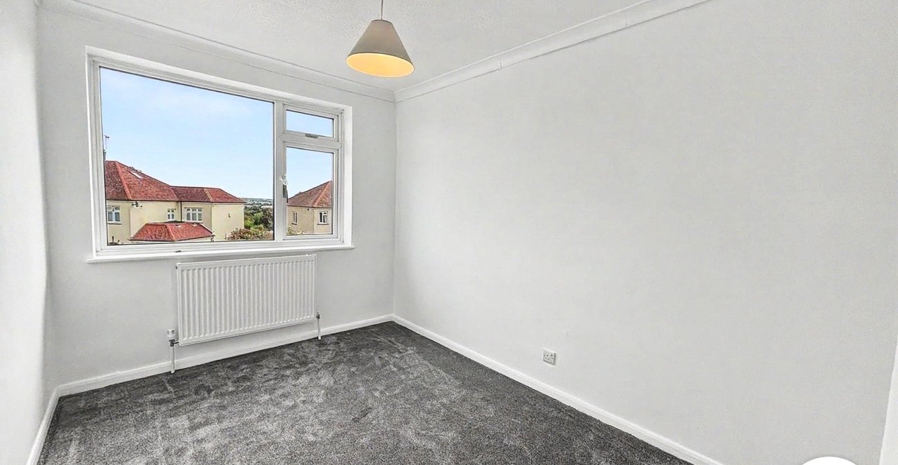 4 bedroom house to rent in Erith | Robinson Jackson