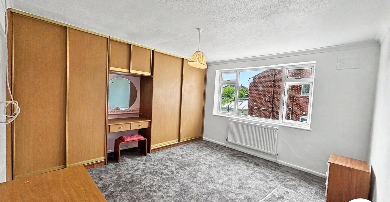 4 bedroom house to rent in Erith | Robinson Jackson