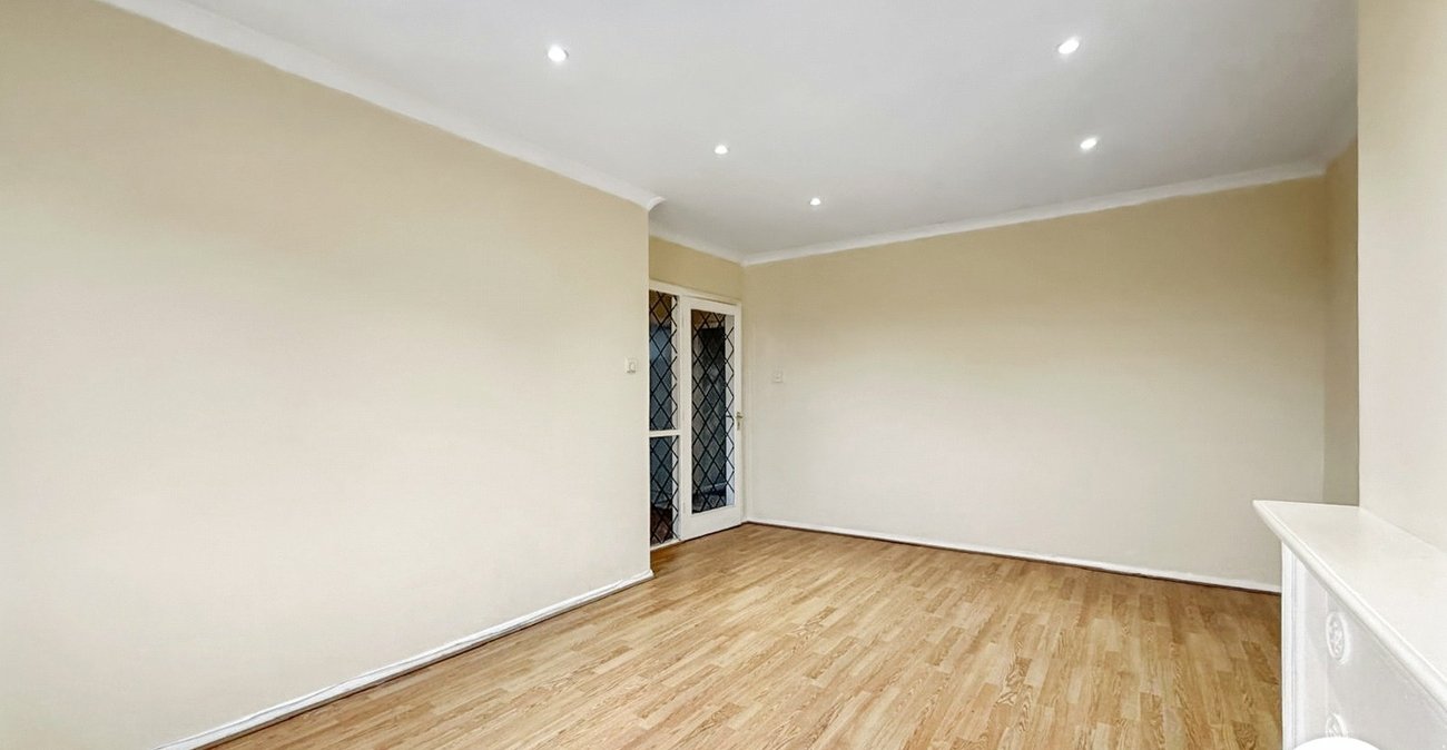 2 bedroom property to rent in Welling | 