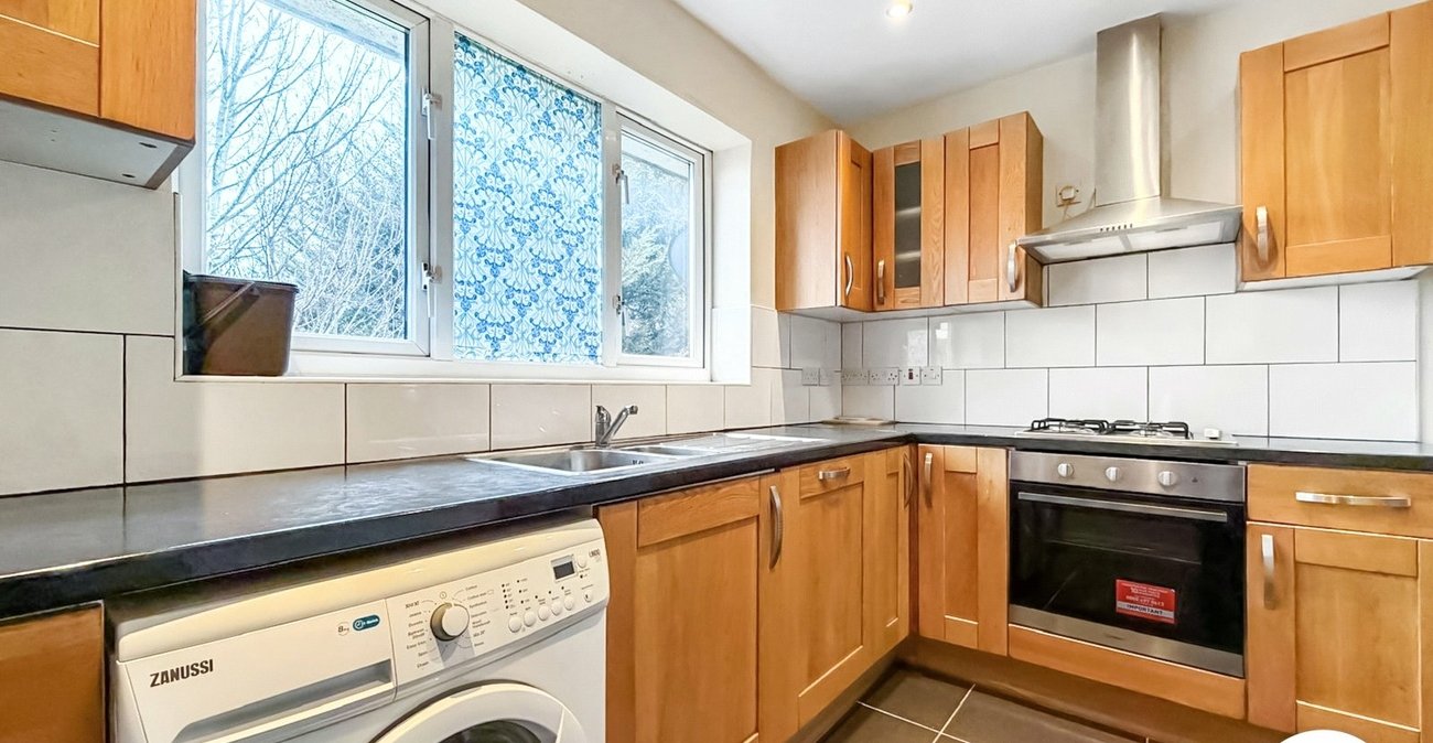 2 bedroom property to rent in Welling | 