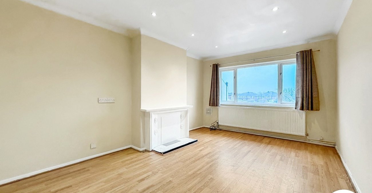 2 bedroom property to rent in Welling | 
