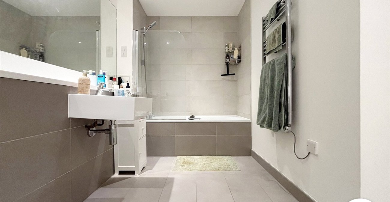 1 bedroom property to rent in Lewisham | Robinson Jackson