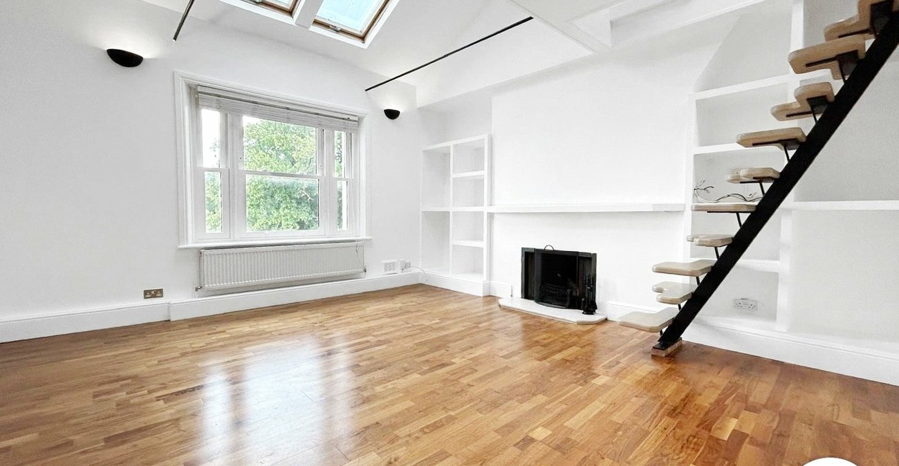2 bedroom property to rent in London | Robinson Jackson