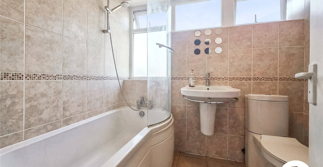 1 bedroom property to rent in London | Robinson Jackson