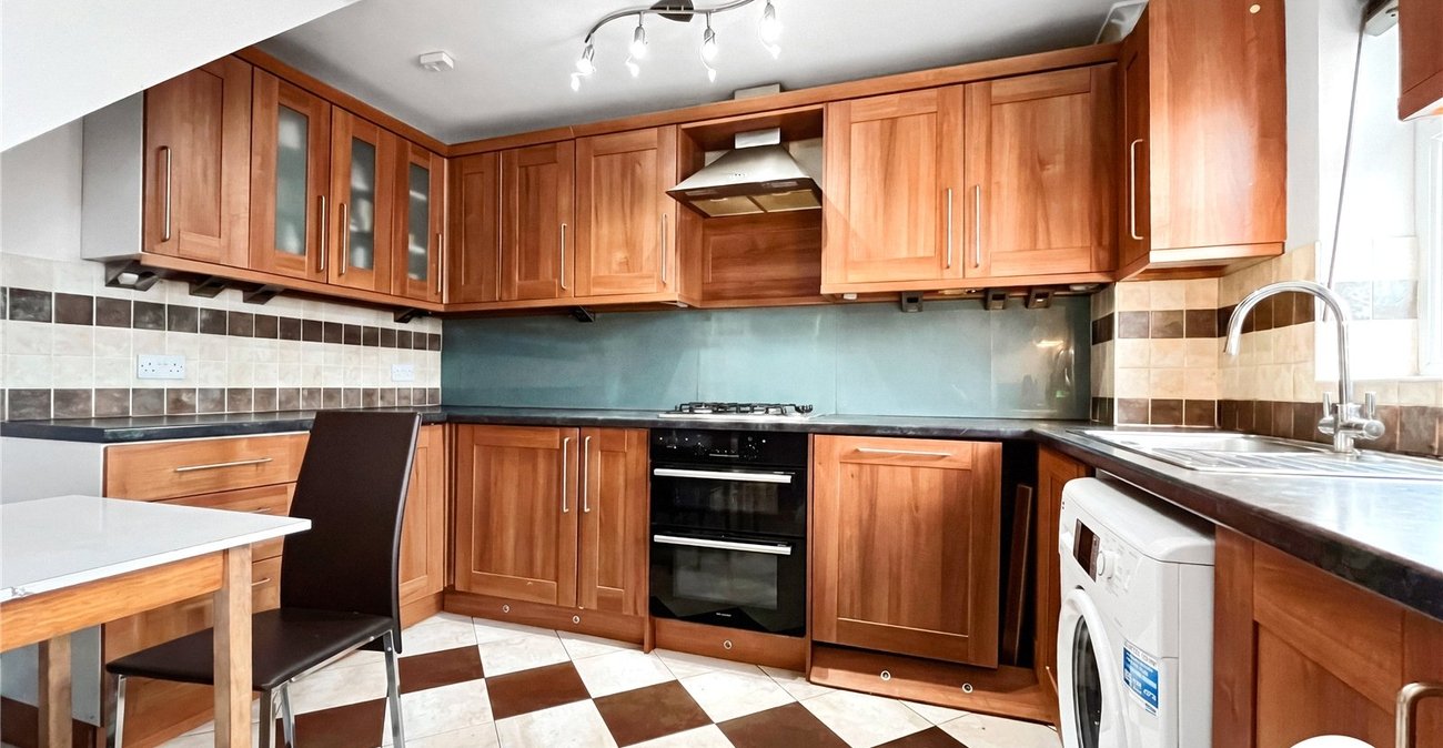 3 bedroom house to rent in Gillingham | Robinson Michael & Jackson