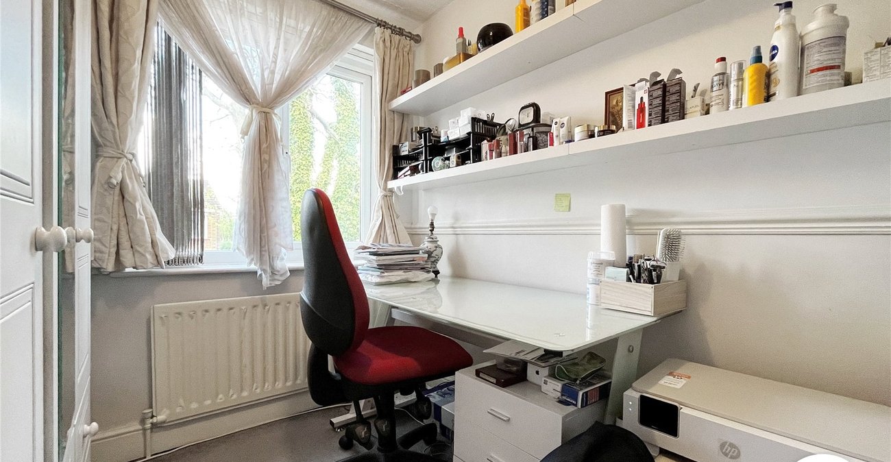 3 bedroom house to rent in Gillingham | Robinson Michael & Jackson