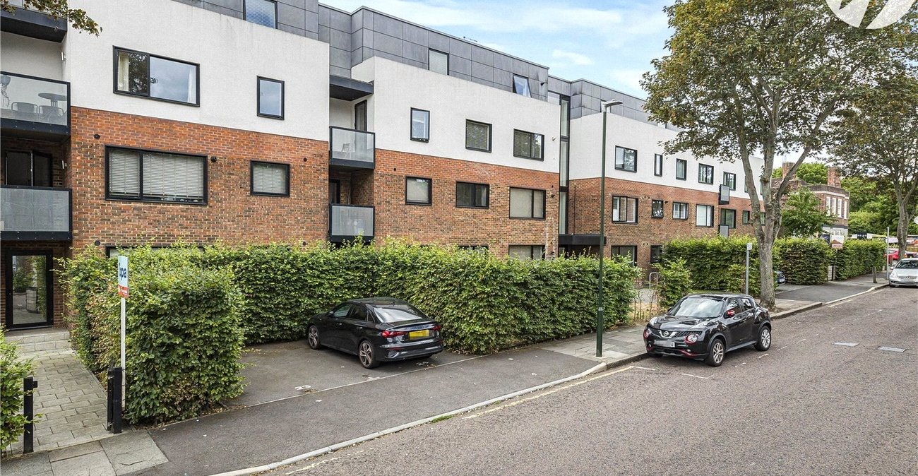 1 bedroom property to rent in London | Robinson Jackson