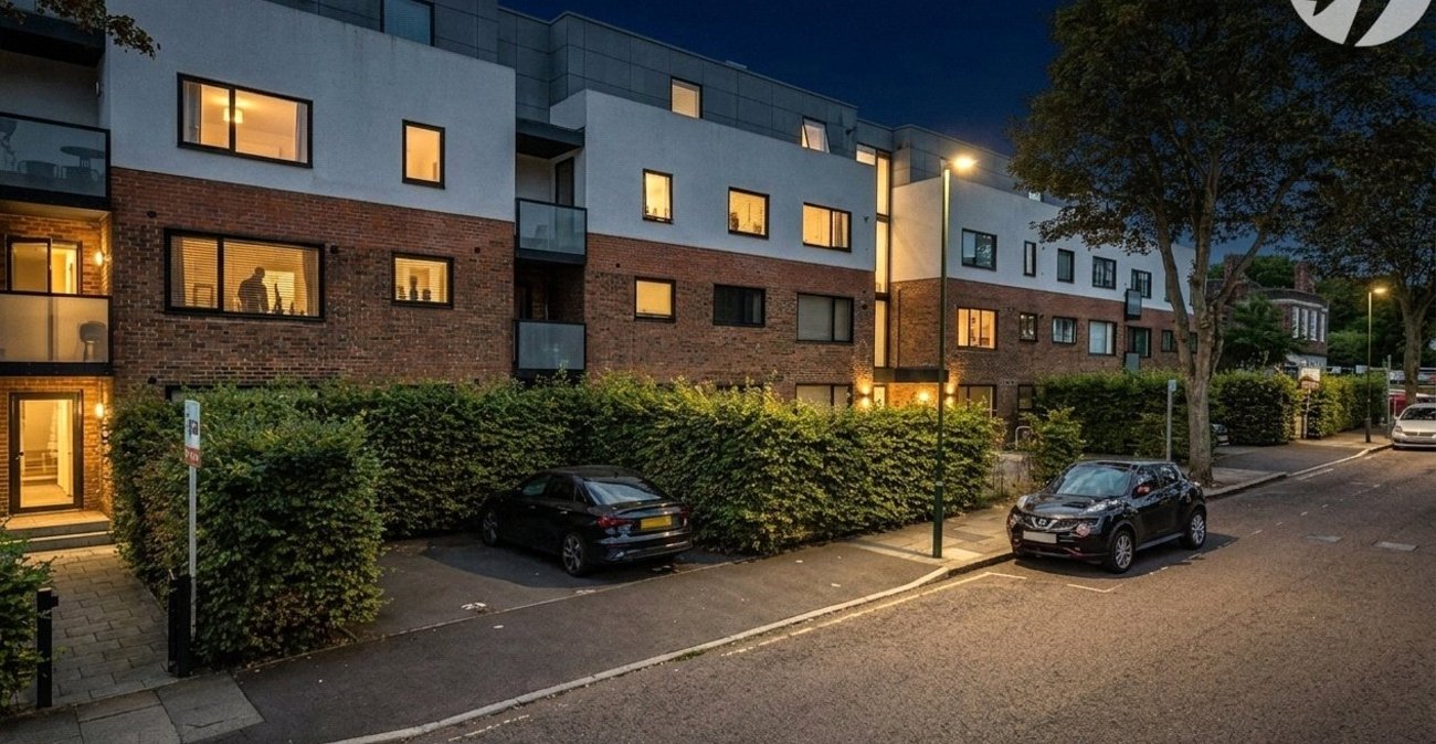 1 bedroom property to rent in London | Robinson Jackson