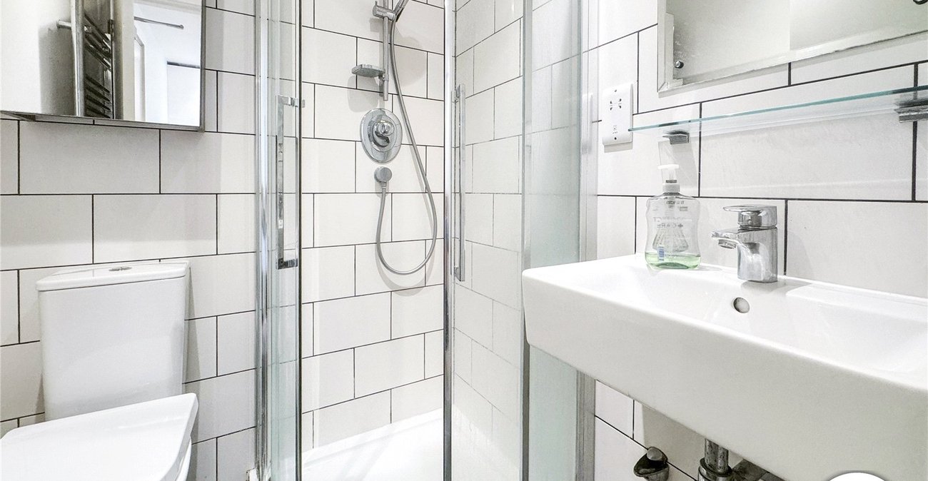 1 bedroom property to rent in London | Robinson Jackson