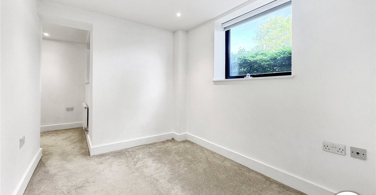 1 bedroom property to rent in London | Robinson Jackson