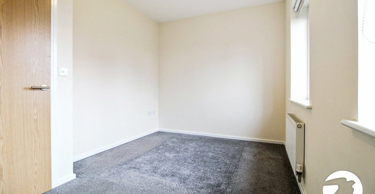 2 bedroom house to rent in Northfleet | Robinson Michael & Jackson