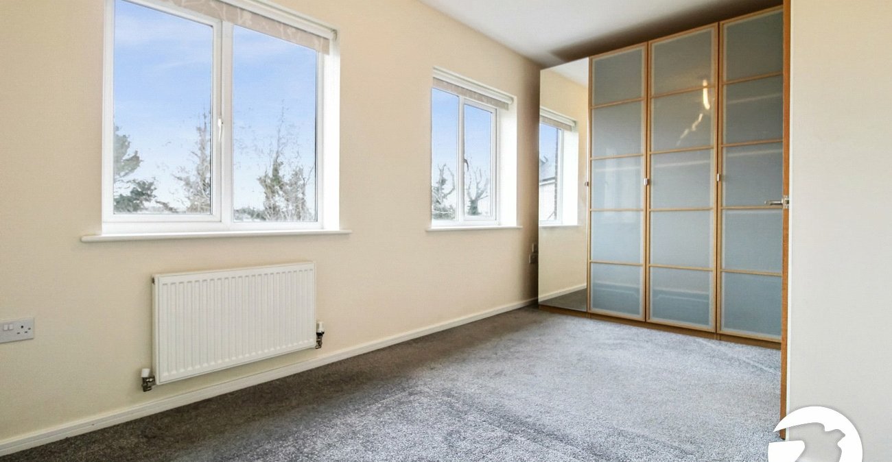 2 bedroom house to rent in Northfleet | Robinson Michael & Jackson
