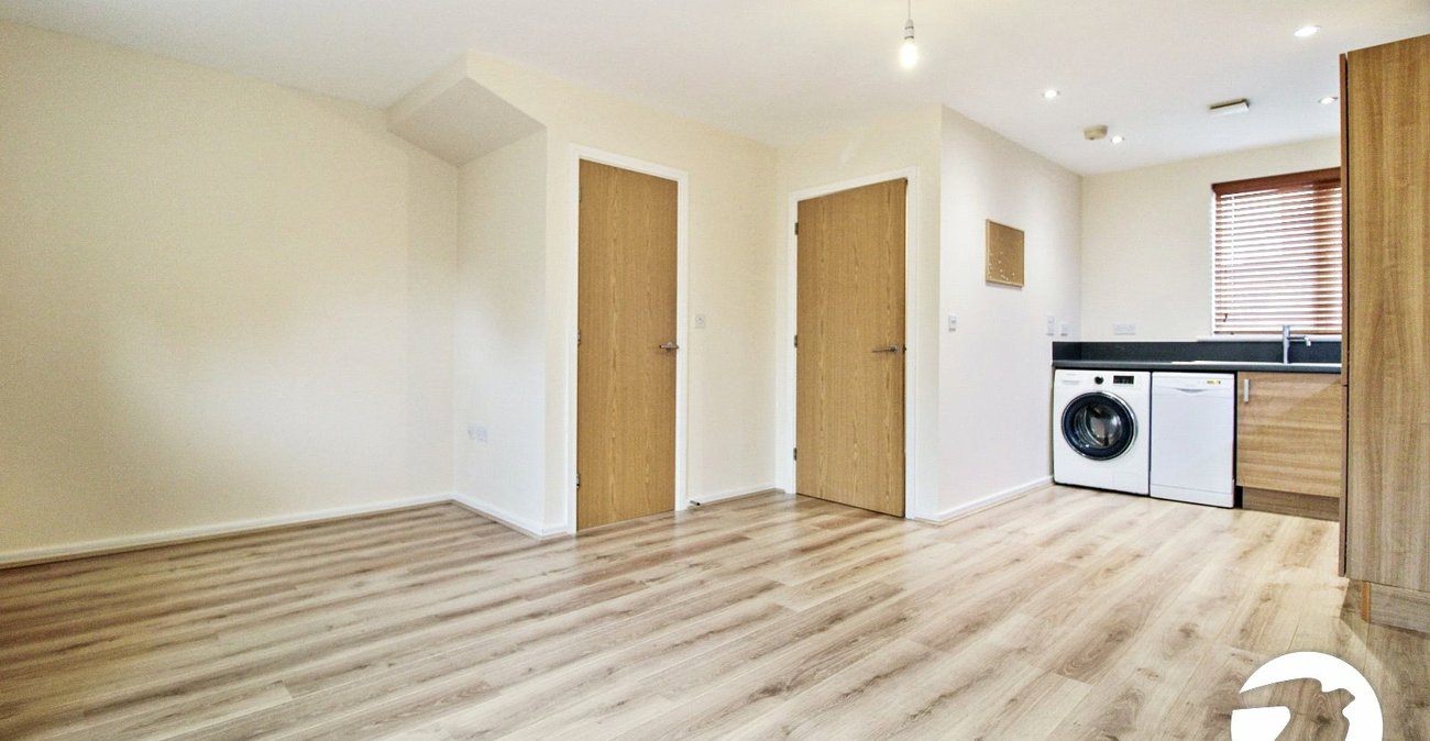 2 bedroom house to rent in Northfleet | Robinson Michael & Jackson