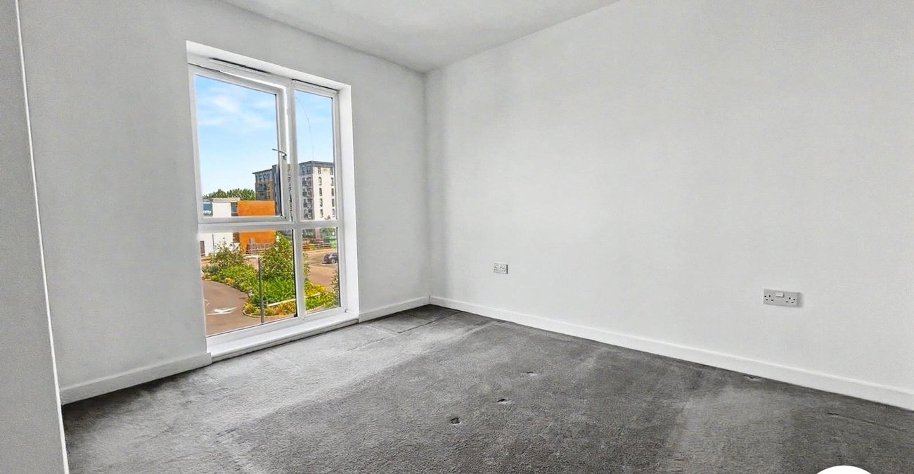 2 bedroom property to rent in Belvedere | Robinson Jackson