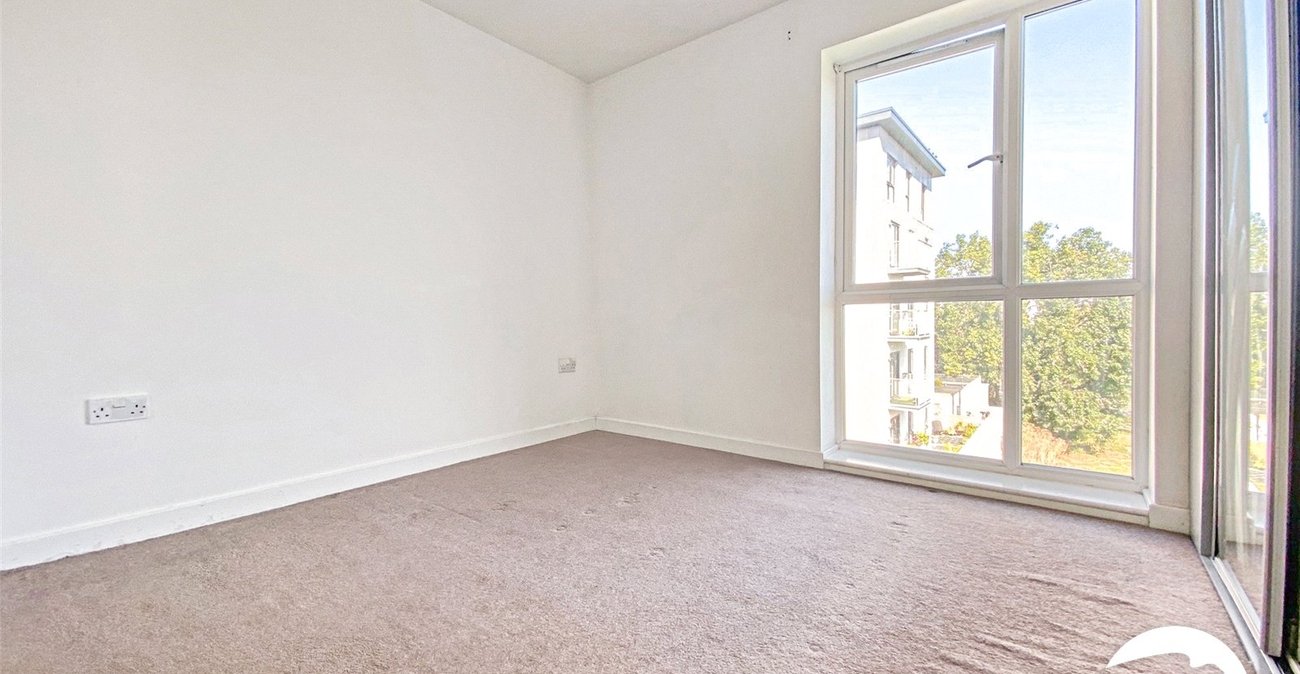 2 bedroom property to rent in Belvedere | Robinson Jackson