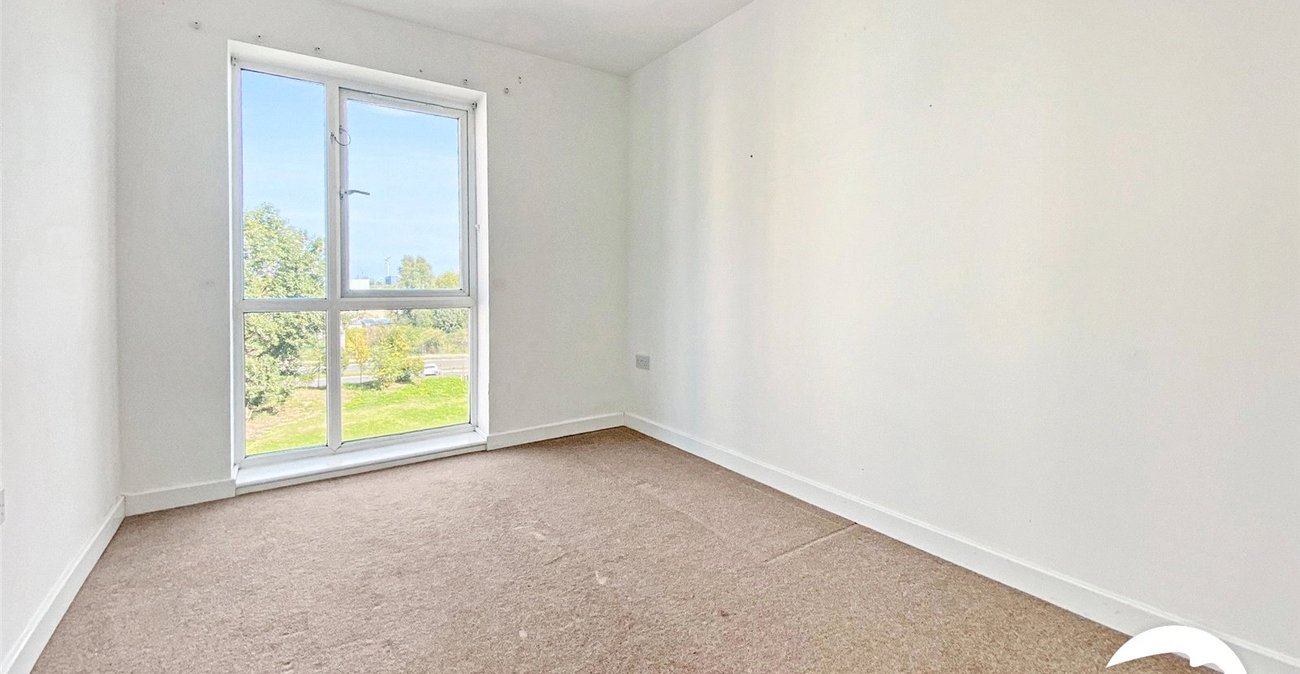 2 bedroom property to rent in Belvedere | Robinson Jackson