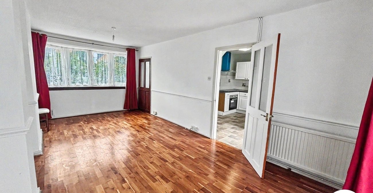 2 bedroom house to rent in Dartford | Robinson Jackson